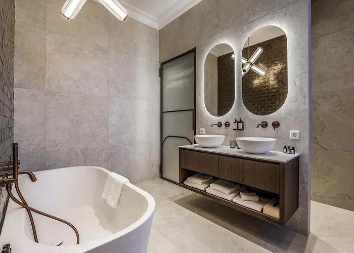 Petite Ensuite Szálloda